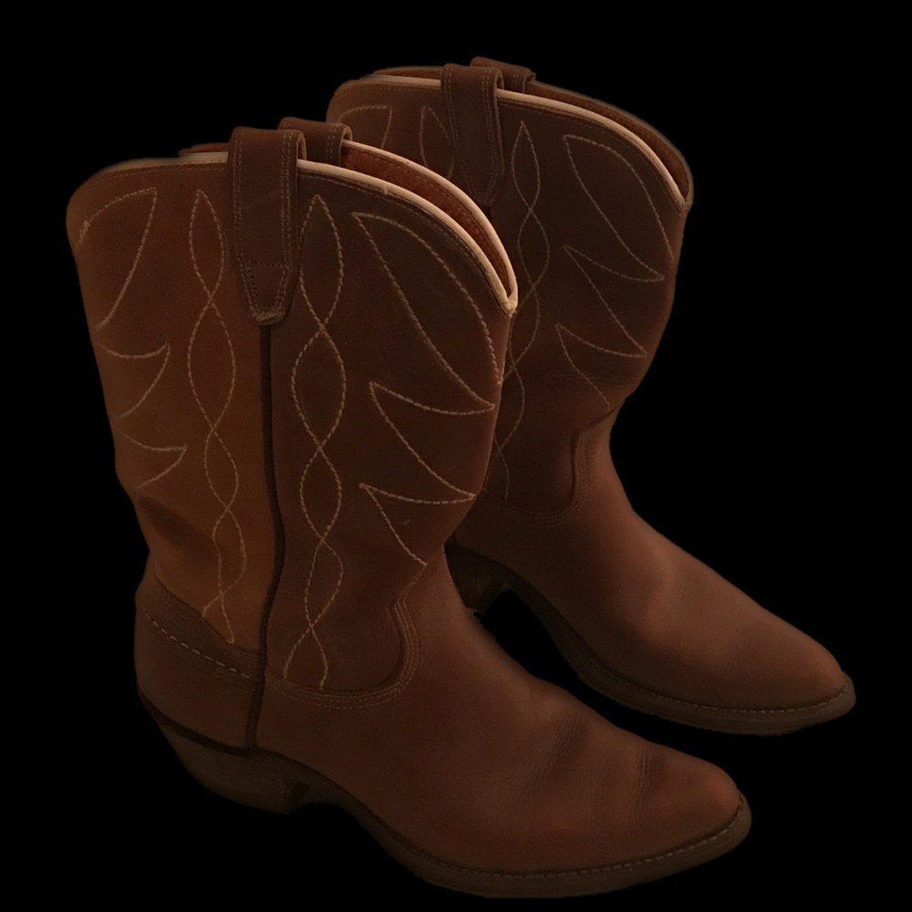 Vintage Restored Size 6B Acme Two Tone Cowboy Boots